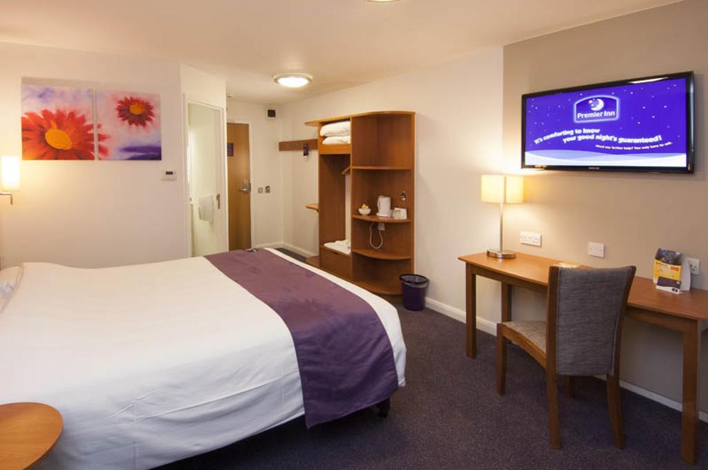 Premier Inn Swanley ภายนอก รูปภาพ